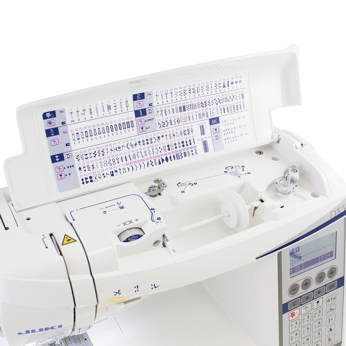 HZL-DX5 - 158 sömmar, box-feed matning, automatisk trådklipp, floatfunktion. En ateljémaskin med industriella funktioner.